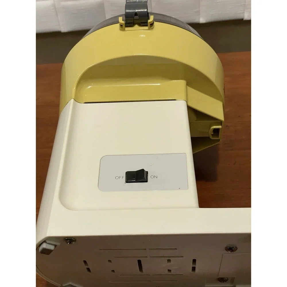 Vintage 1980's Waring Juice Extractor Juicer Mustard Yellow CLEAN